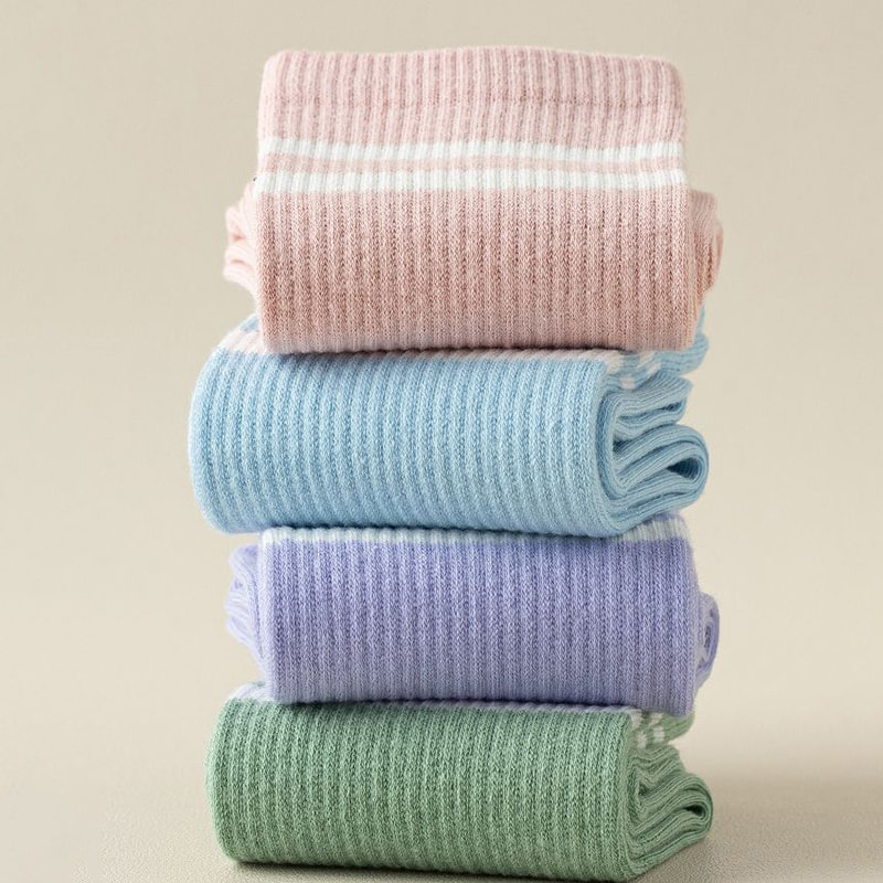 Kevään ja syksyn jooga liikunta kunto puuvillasukat Naisten keskimmäiset sukat Kevään ja syksyn jooga liikunta kunto puuvillasukat Naisten keskimmäiset sukat